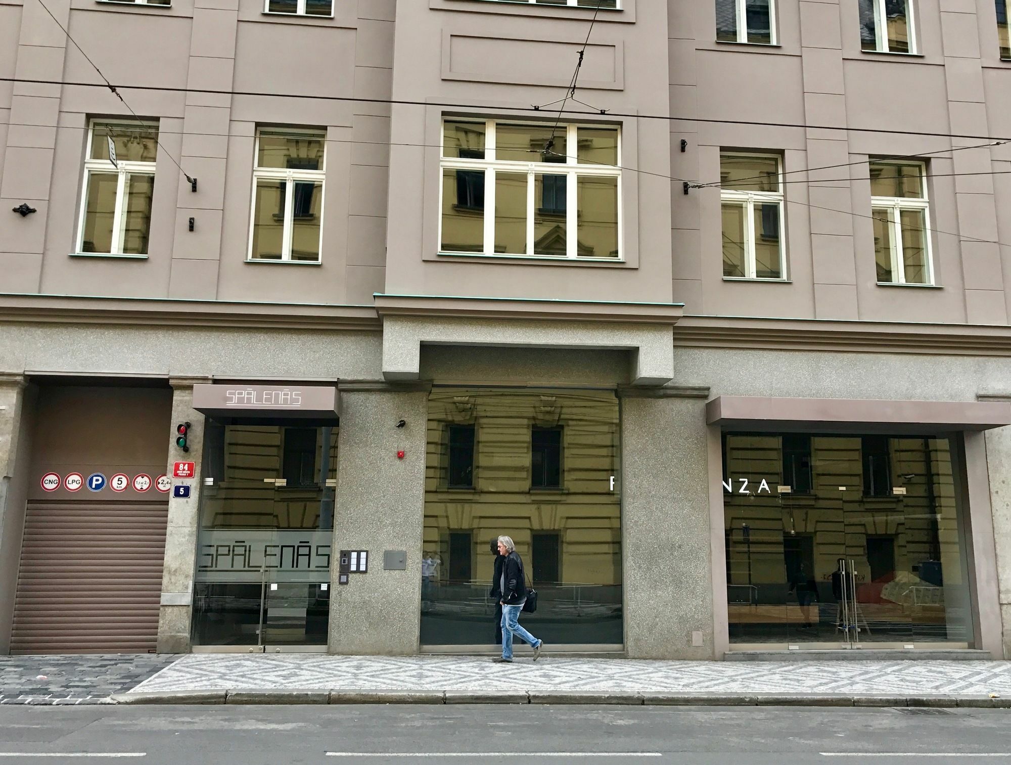 Art Suites Spalena Praga Zewnętrze zdjęcie